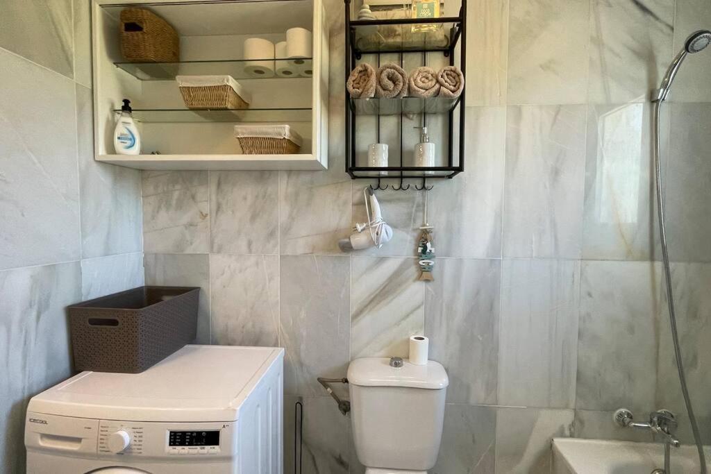 Apartmán Atico Con Bonita Vista. En Urbanizacion Privada.! Estepona Exteriér fotografie