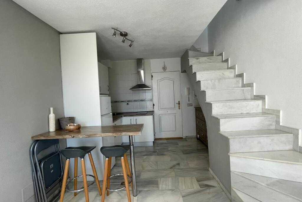 Apartmán Atico Con Bonita Vista. En Urbanizacion Privada.! Estepona Exteriér fotografie